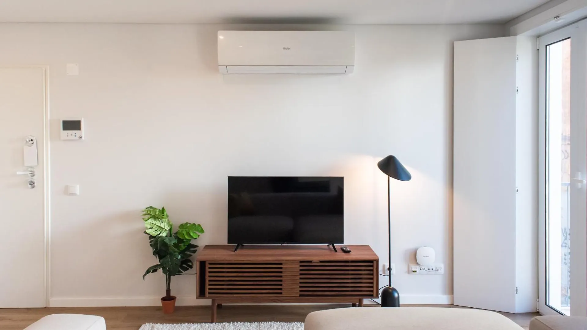 Apartamento The Haus - Santa Barbara I Lisboa 0*,